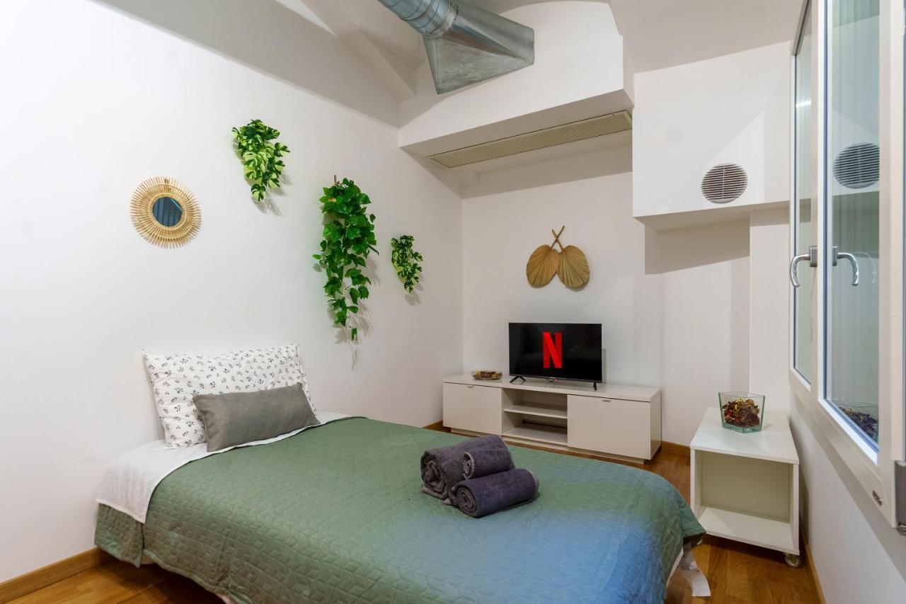 Centro Storico Duomo A 5 Minuti Love Suite Wifi Netflix Milan Exterior photo